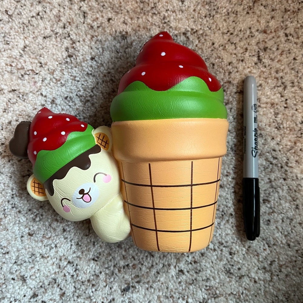 Yummiibear squishy